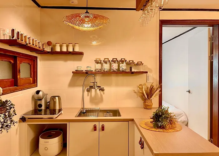Piristay Boasting A Healing Space In The Center And A Unique Feeling Of Vacation Spot 아파트