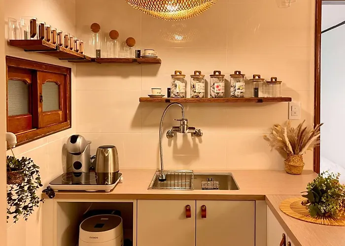 아파트 Piristay Boasting A Healing Space In The Center And A Unique Feeling Of Vacation Spot *