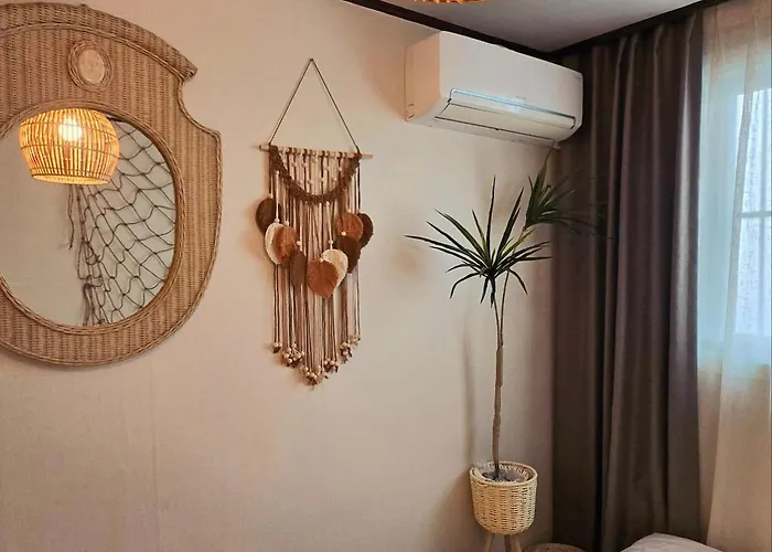 Piristay Boasting A Healing Space In The Center And A Unique Feeling Of Vacation Spot 아파트 *